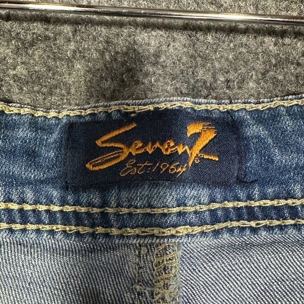 Seven7 Jean Shorts Womens 10 Blue Cotton Stretch Pockets Logo - Picture 3 of 6